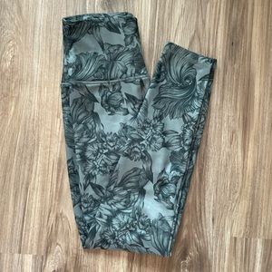 Balance collection leggings